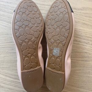 Coach flats